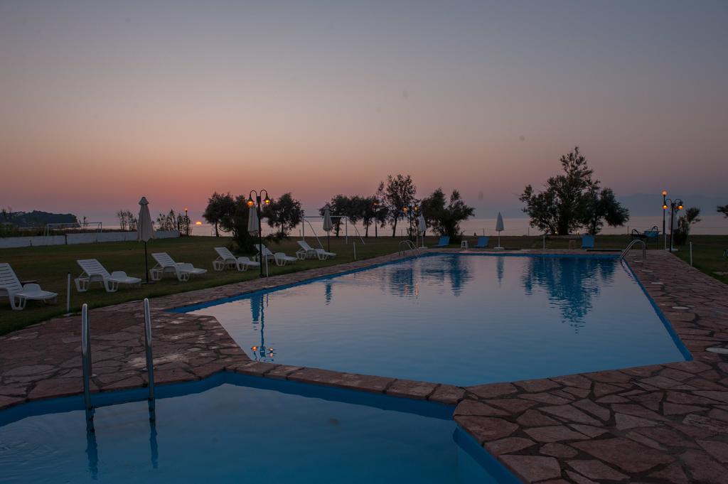 Corfu Sea Palm Residence Roda  Eksteriør billede